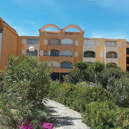 Port Hotel